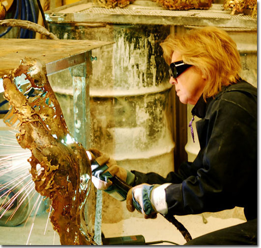 Figurative bronze artist Gabrielle Fischer Horvath was born in Hungary and is now living and working in Toronto / Ontario /Canada.